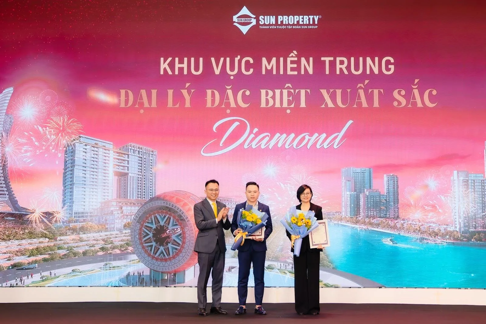 Ảnh thực tế lễ vinh danh đại lý đặc biệt xuất sắc Diamond khu vực miền Trung do Sun Property tổ chức
