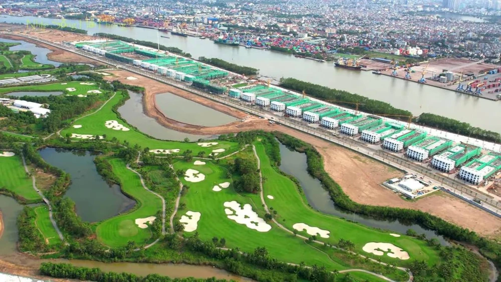 Tiến độ thi công