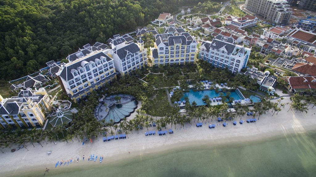 JW Marriott Phu Quoc Emerald Bay - Resort cao cấp nổi tiếng của tập đoàn Sun Group tập đoàn quản lý khách sạn hàng đầu thế giới Marriott International