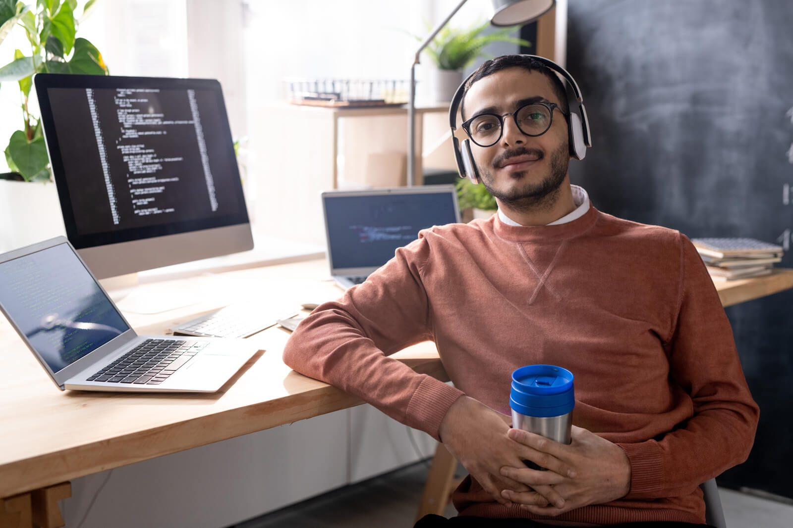 Practice handsome-programmer-in-headphones-listening-to-mus-2023-11-27-04-56-48-utc