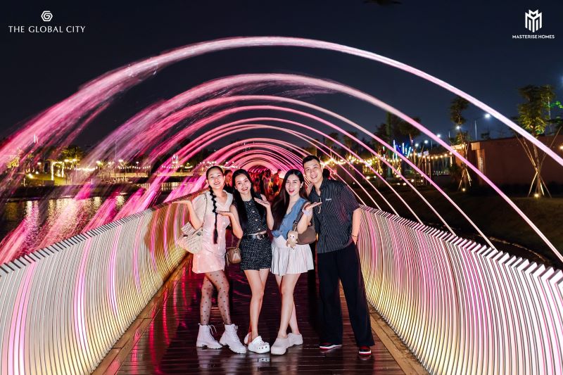 cau-anh-trang-the-global-city