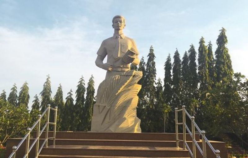 Cần Giuộc có gì chơi? Điểm du lịch không nên bỏ lỡ tại Cần Giuộc tuong-dai-van-bia-nguyen-thai-binh