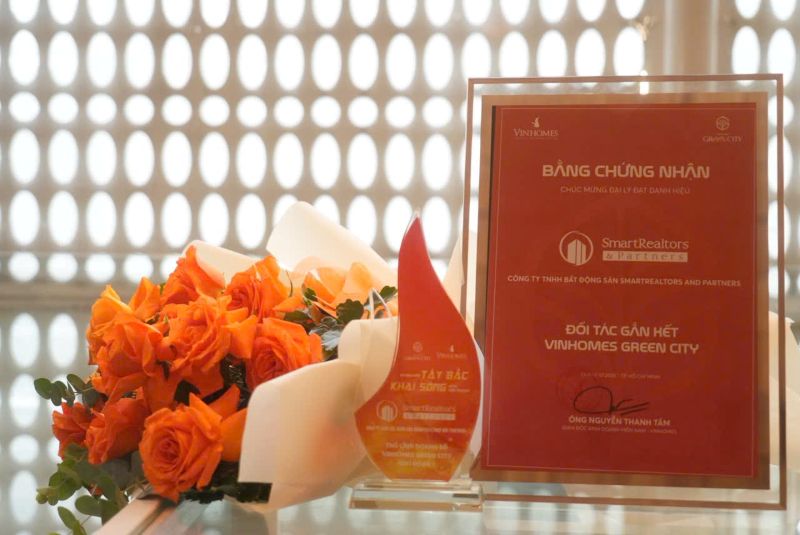 Sự kiện mở bán Vinhomes Green City: 100% quỹ căn đặc quyền “SOLD-OUT” smartrealtors-don-vi-chinh-thuc-phan-phoi-du-an-vinhomes-green-city