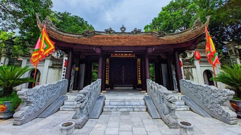 Bắc Ninh có gì du lịch – Đền Đô và Đền Bà Chúa Kho thu hút hàng vạn du khách mỗi năm.