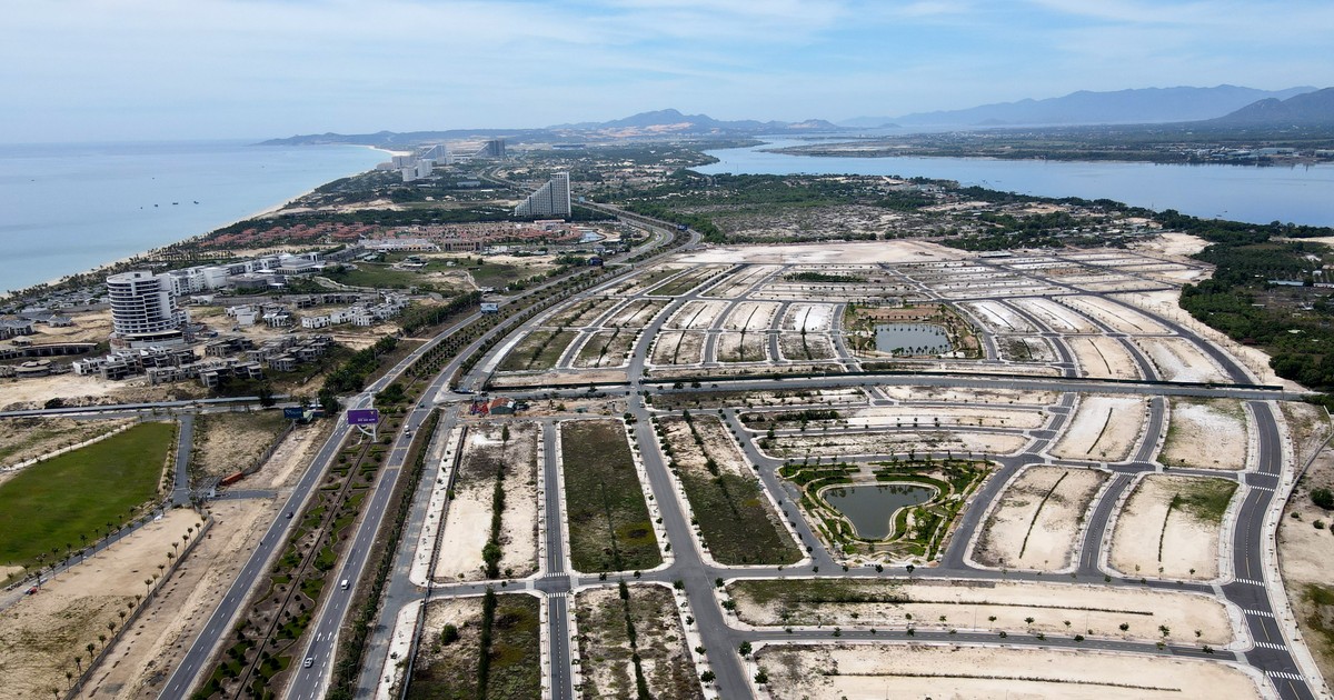 SÂN BAY CAM RANH MỞ RỘNG – CÚ HÍCH HẠ TẦNG ĐÁNH THỨC “ĐÔ THỊ ĐẢO” NHA TRANG