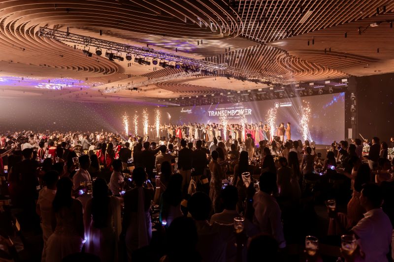 SMARTREALTORS TỔ CHỨC YEAR END PARTY 2025 TẠI 3 MIỀN year-end-party-2025.3